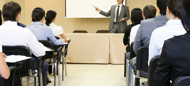 熊本の弁護士法人アステル法律事務所|社内研修への講師派遣イメージ画像